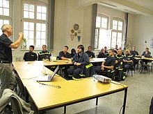 Herr Henning, Direktor des LHW, stellt den Landesbetrieb und seine Arbeit vor.